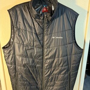 Columbia Omni-Heat puffer vest
